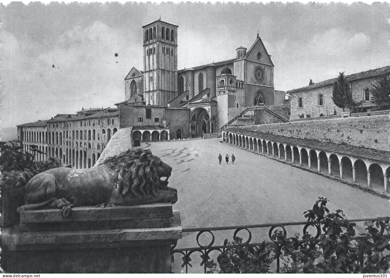 CPSM Assisi-Basilica Di San Francesco    L2857 - Sonstige & Ohne Zuordnung