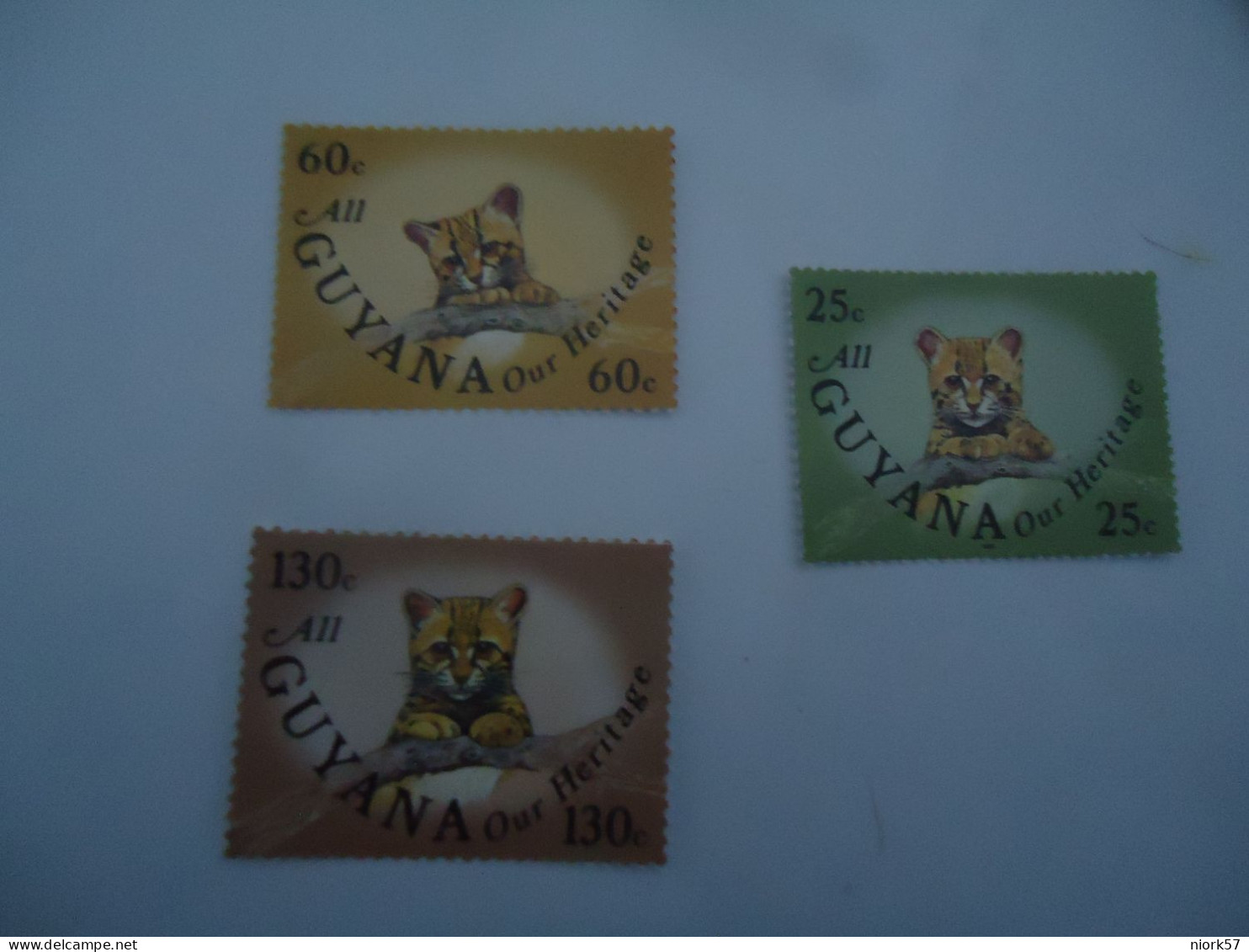 GUYANA MNH  3 ANIMALS TIGER - Big Cats (cats Of Prey)