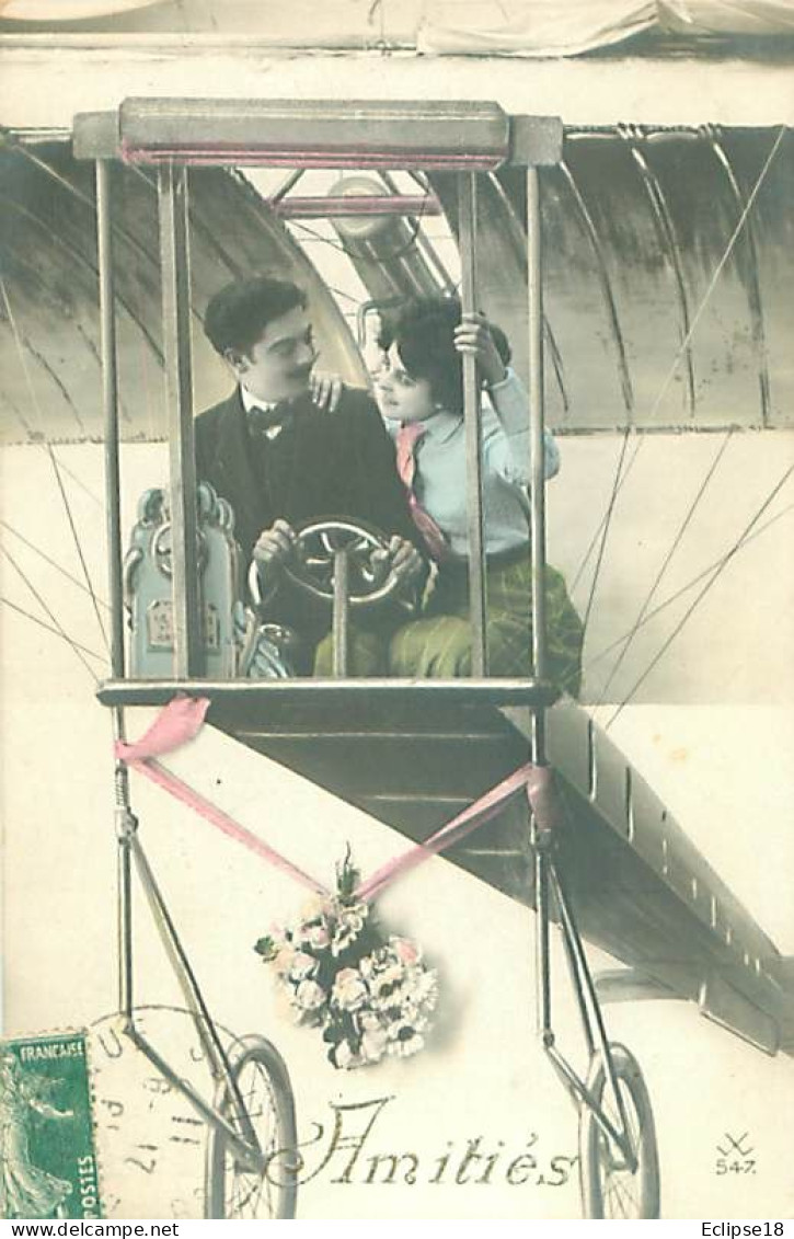 Surrealisme - Femme Couple  Dans Un Avion - Dirigeable        Q 2539 - Mujeres