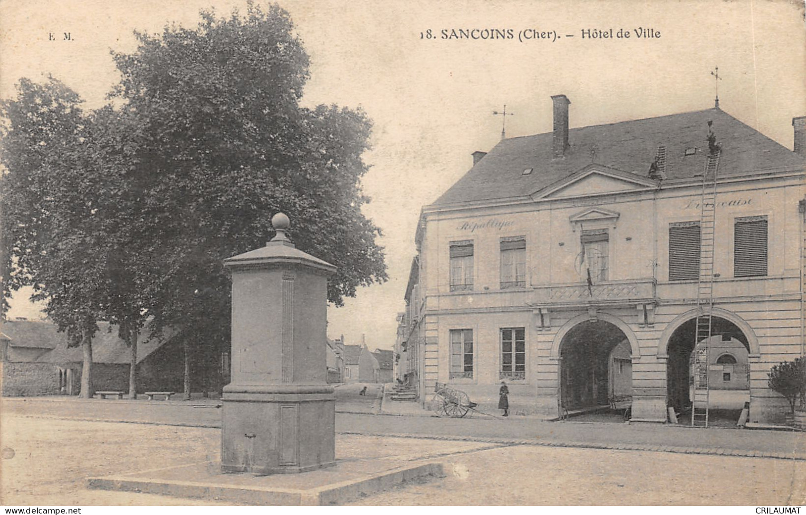 18-SANCOINS-HOTEL DE VILLE-N 6011-F/0293 - Sancoins