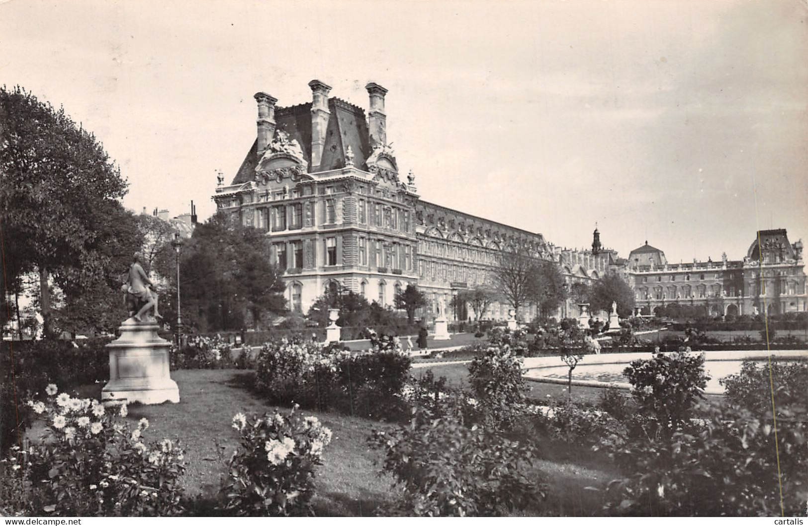 75-PARIS LE LOUVRE ET JARDIN DES TUILERIES-N°4149-E/0355 - Louvre