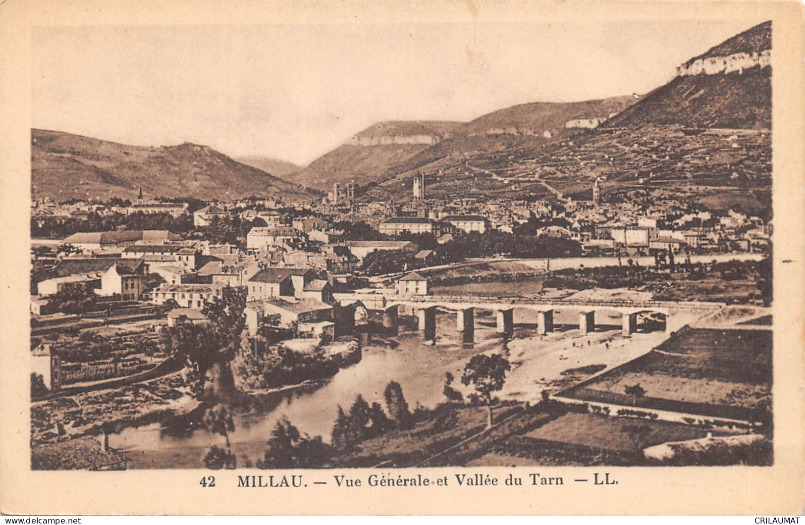 12-MILLAU-N T6018-B/0393 - Millau