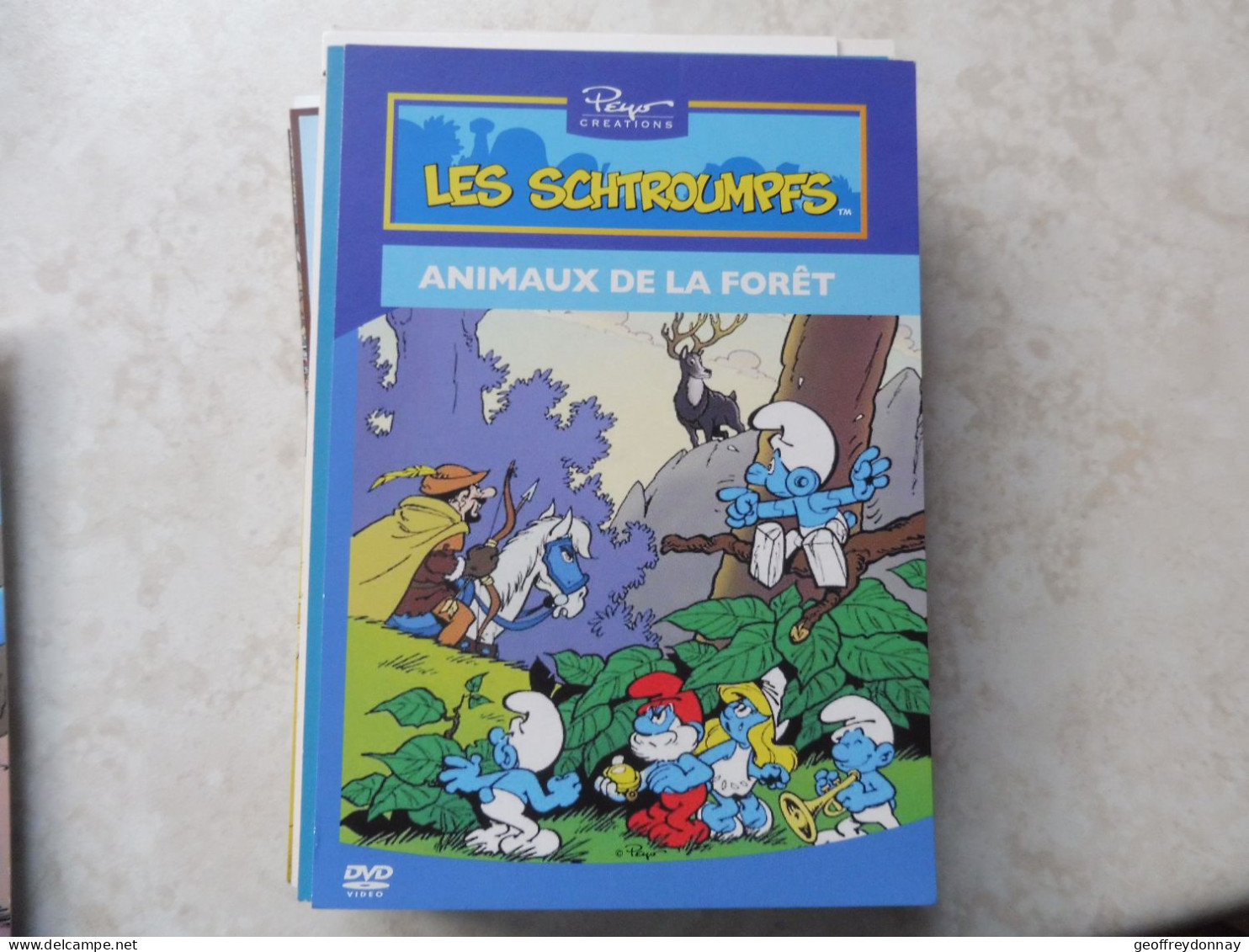 Cpm Bd  Carte Kaart Smurf Schtroumpfs Mnh Neuf Perfect Parfait Peyo Animaux De La Foret - Cómics