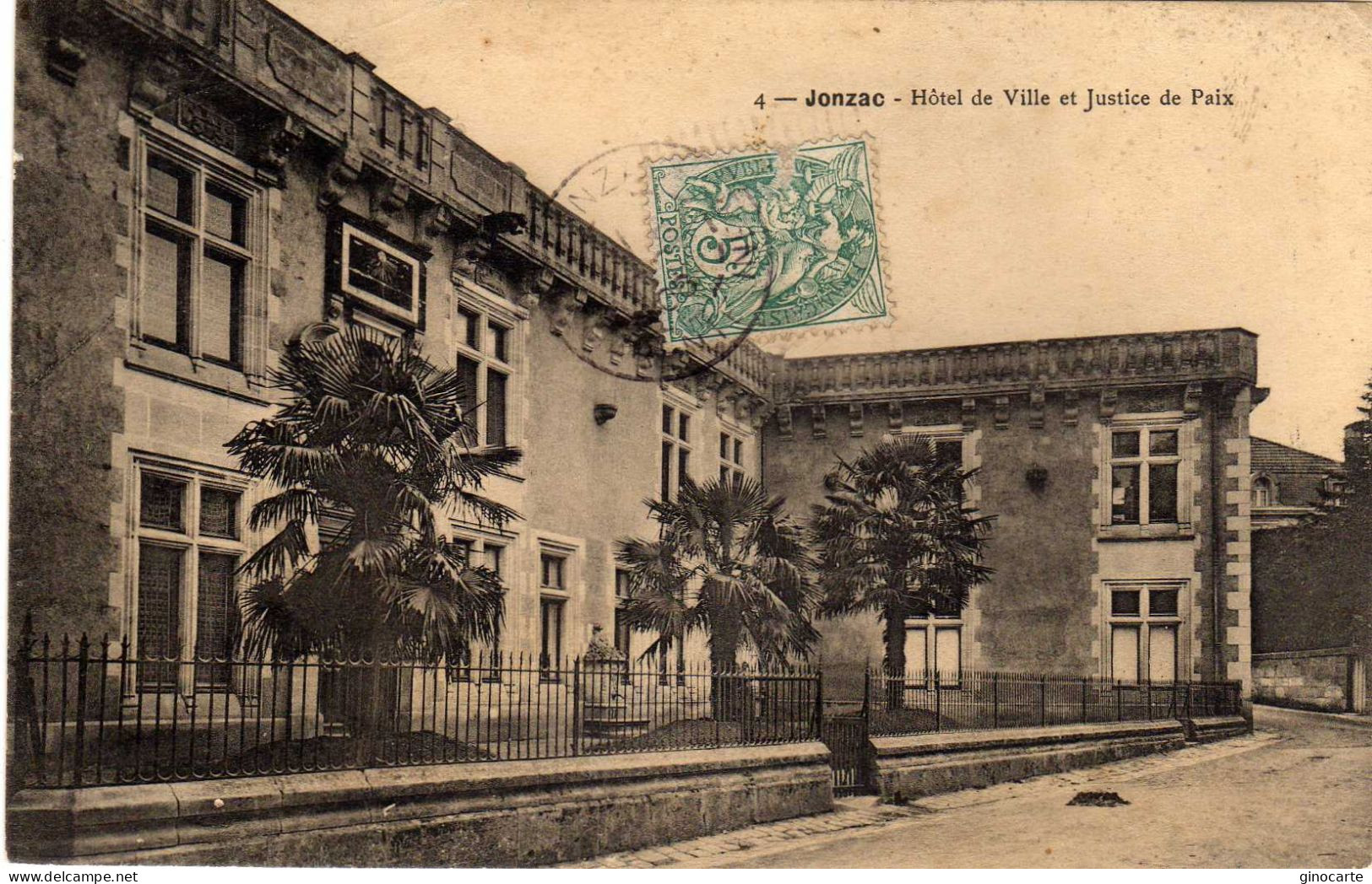 Jonzac Hotel De Ville - Jonzac