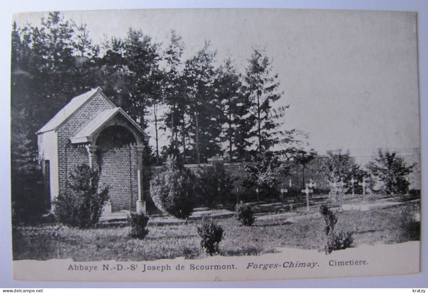 BELGIQUE - HAINAUT - CHIMAY - FORGES - Abbaye Notre-dame De Scourmont - Le Cimetière - Chimay