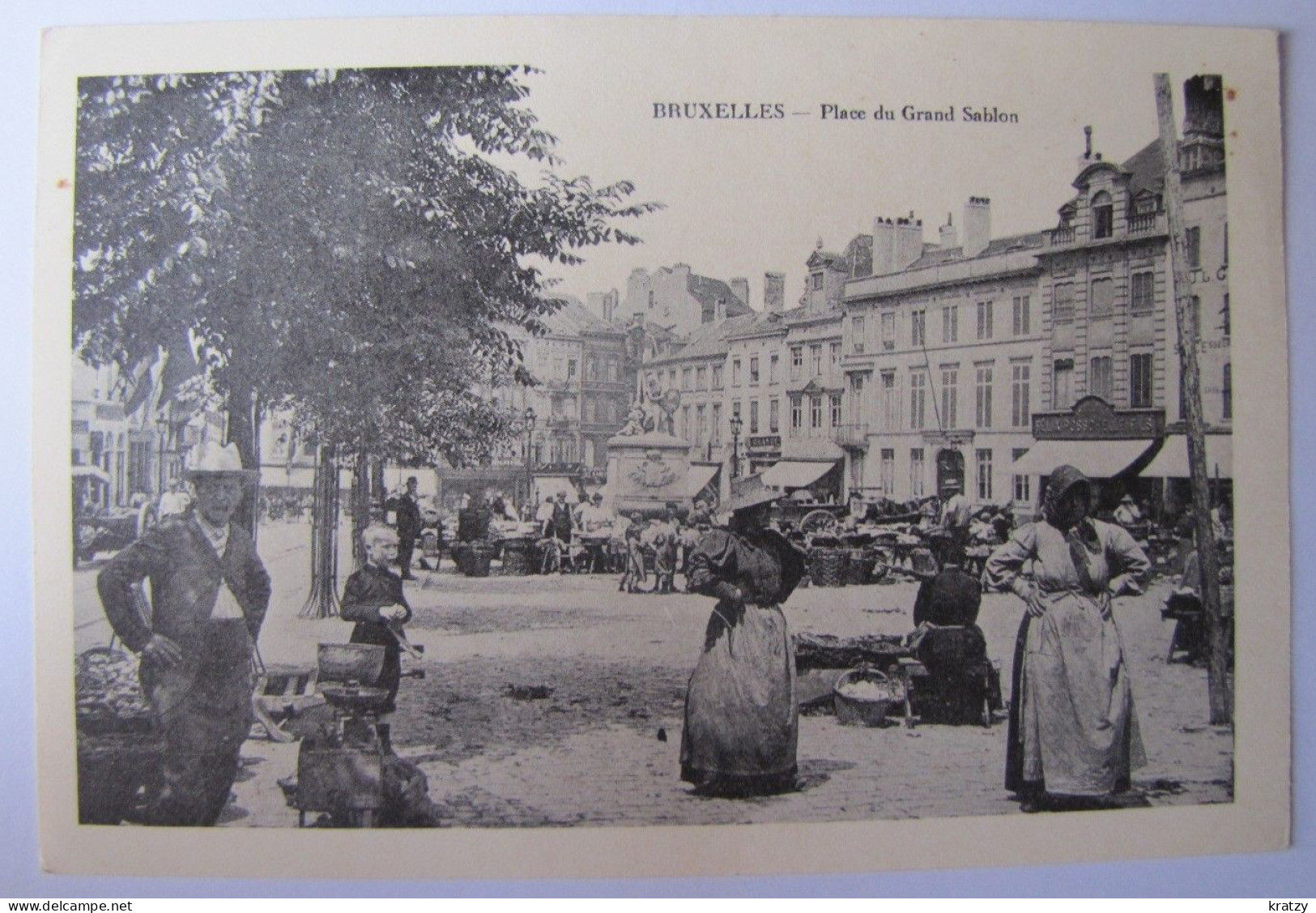 BELGIQUE - BRUXELLES - Place Du Grand Sablon - Marktpleinen, Pleinen