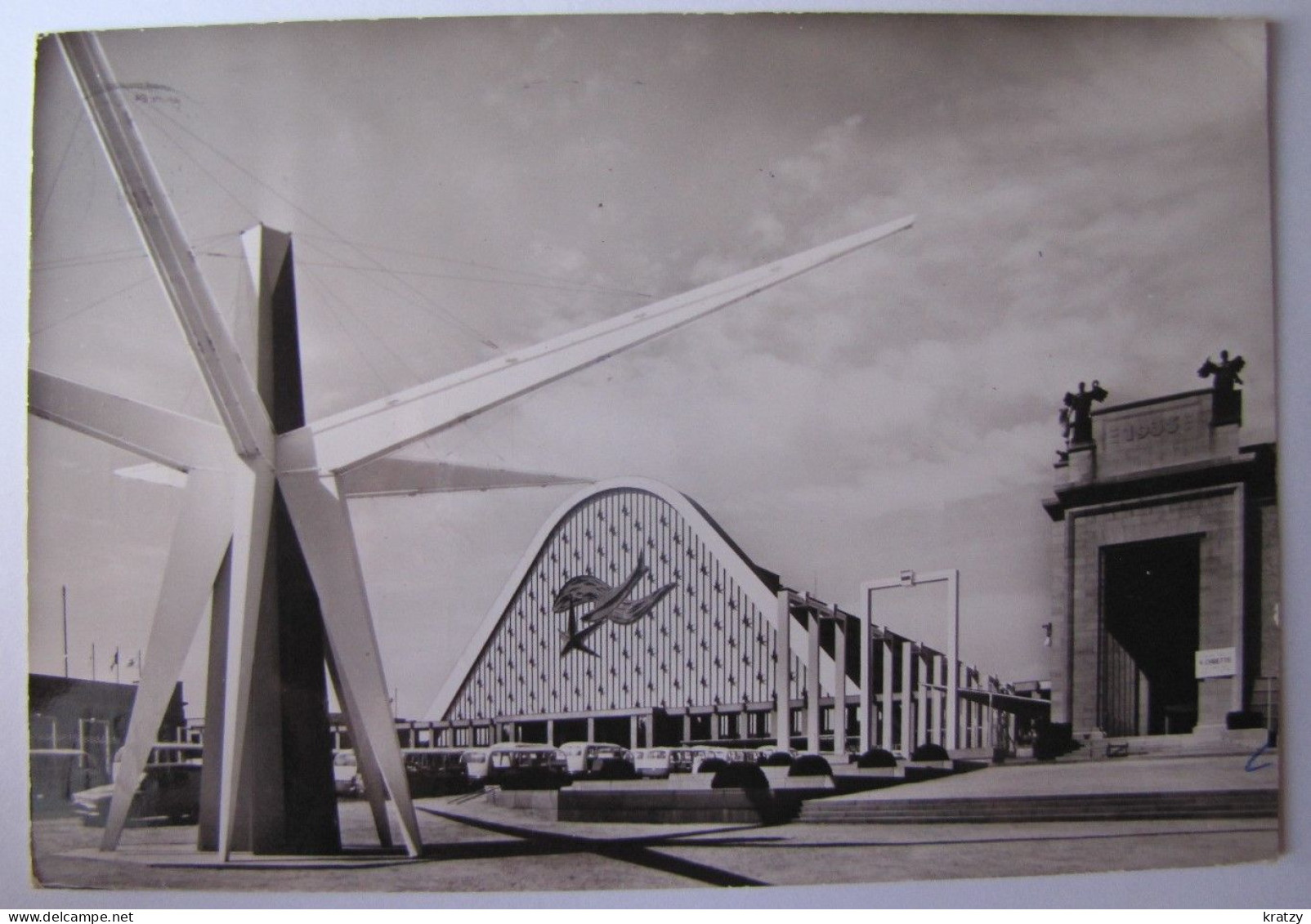 BELGIQUE - BRUXELLES - Exposition Universelle De 1958 - Grand Palais - Façade Principale - Expositions Universelles