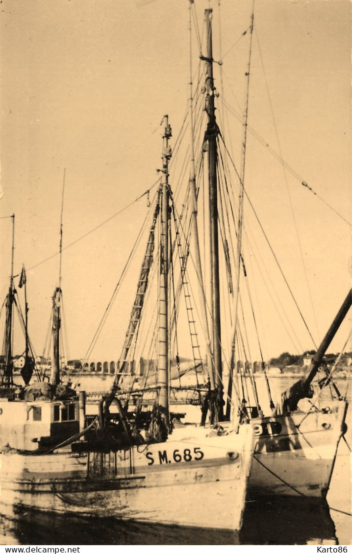 La Trinité Sur Mer * Vue Du Port * Bateaux De Pêche N°SM 685 - La Trinite Sur Mer