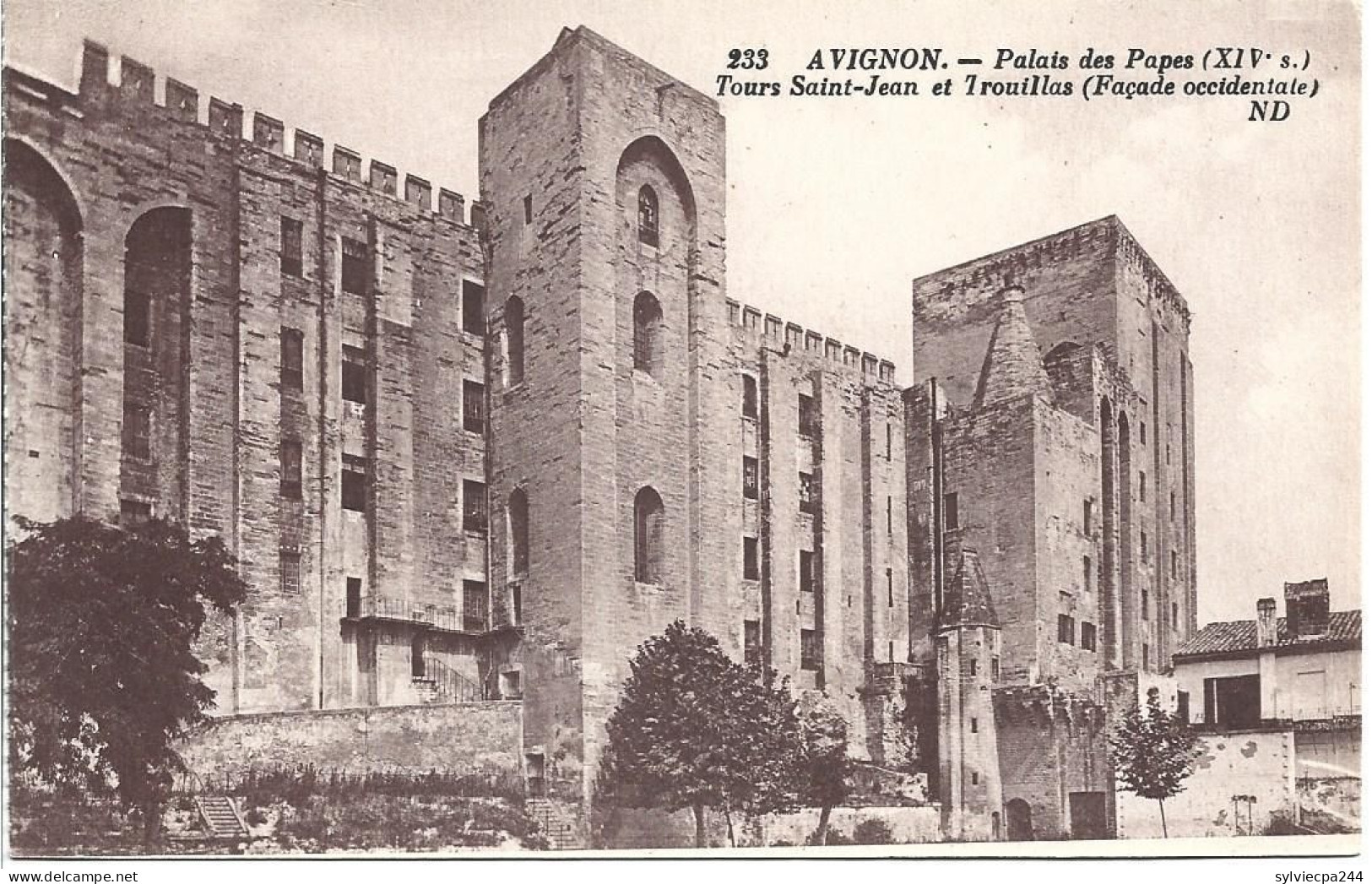 84 - AVIGNON - PALAIS DES PAPES - TOURS  ST JEAN ET TROUILLAS - Avignon