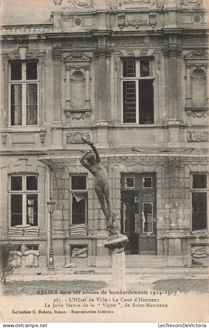 FRANCE - Reims - L'hôtel De Ville - La Cour C'honneur - La Jolie Statue De La Vigne - Carte Postale Ancienne - Reims