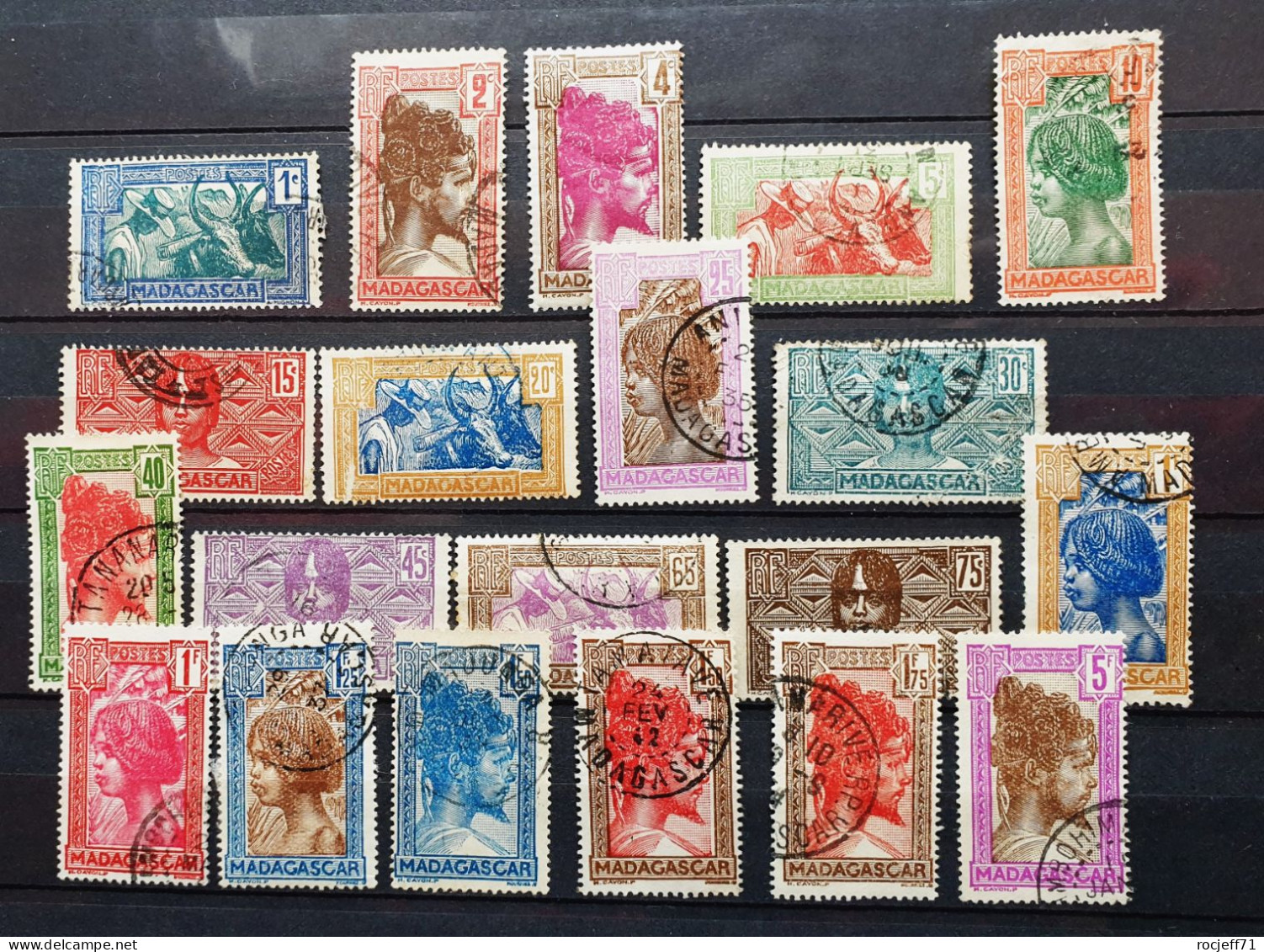 04 - 24 -  Madagascar - Entre N°161A à 177 - Used Stamps