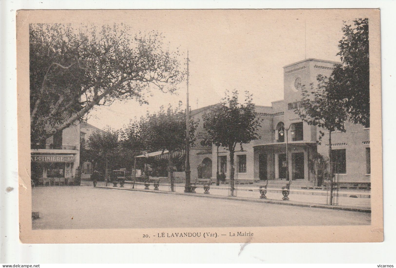 CP 83 LE LAVANDOU La Mairie - Le Lavandou