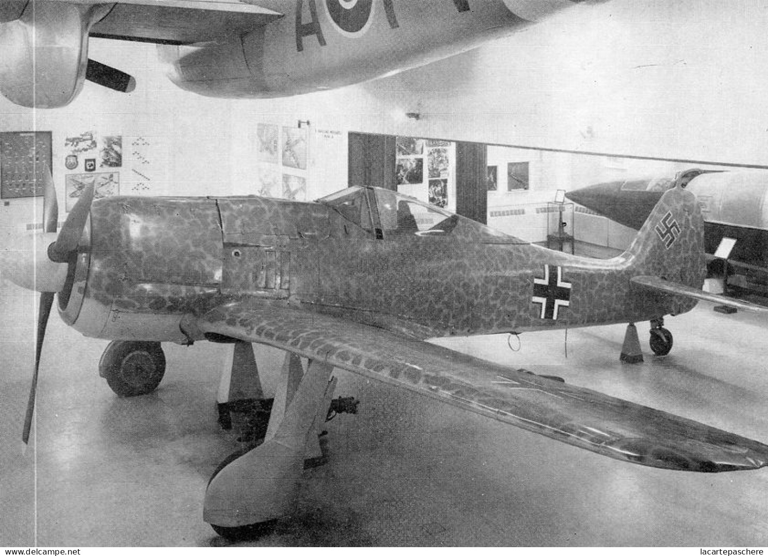 X126657 WW 2 WW II WW2 WWII FOCKE - WULF FW190A - 8 ( R.A.F MUSEUM ? ) ( IMPERIAL WAR MUSEUM ? ) AVION AVIATION - Guerra 1939-45
