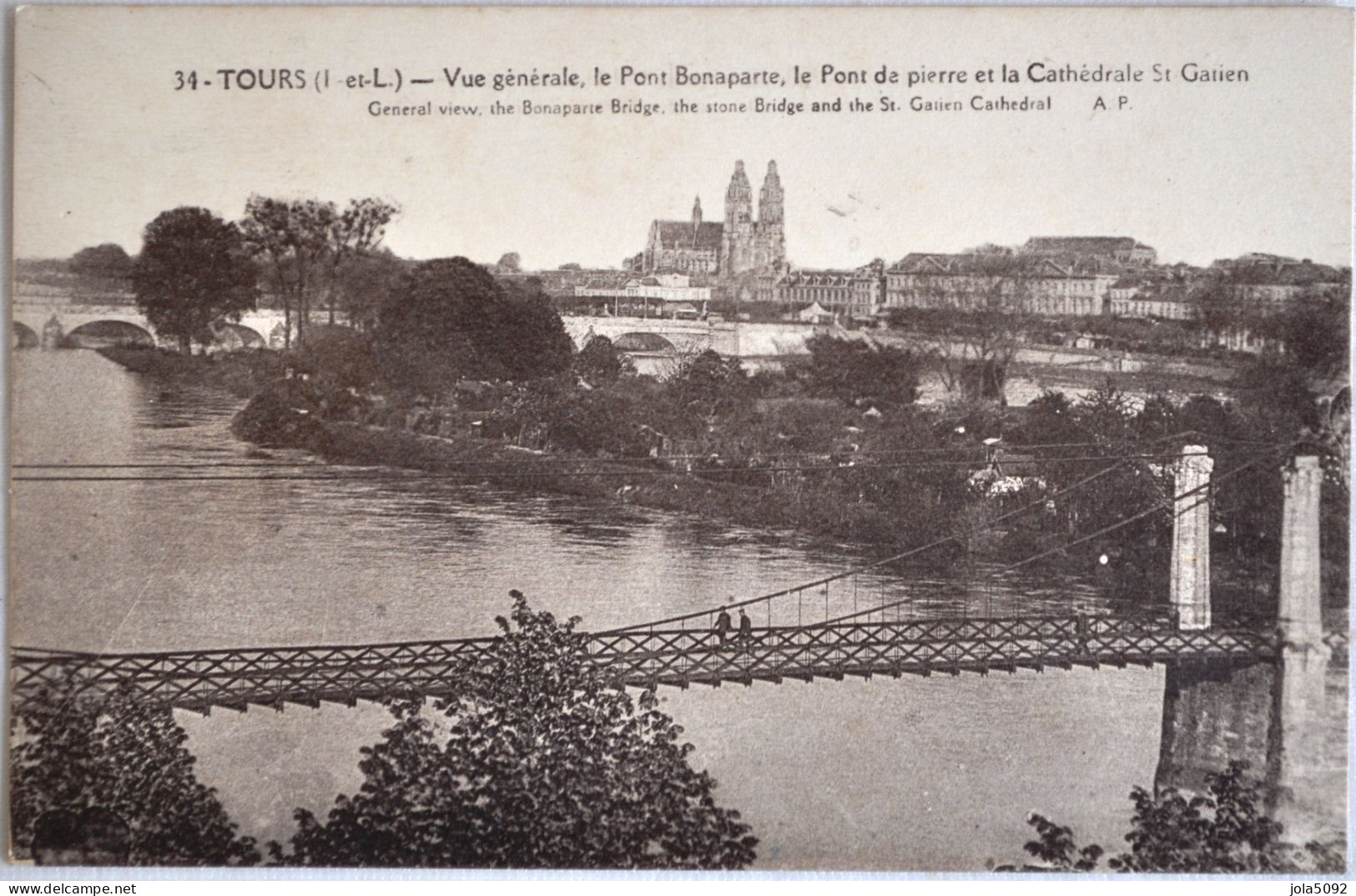37 - TOURS - Vue Générale - Le Pont Bonaparte, Le Pont De Pierre - Tours