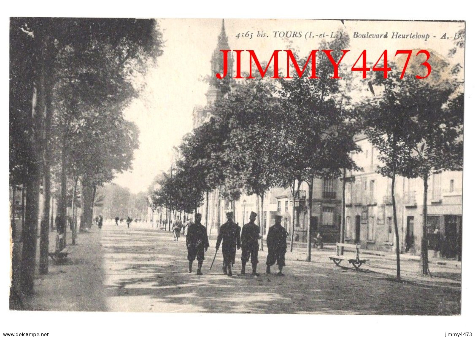CPA - TOURS En 1920 - Boulevard Heurteloup ( Rue Bien Animée ) N° 4565 Bis - Edit. A. B. - Tours