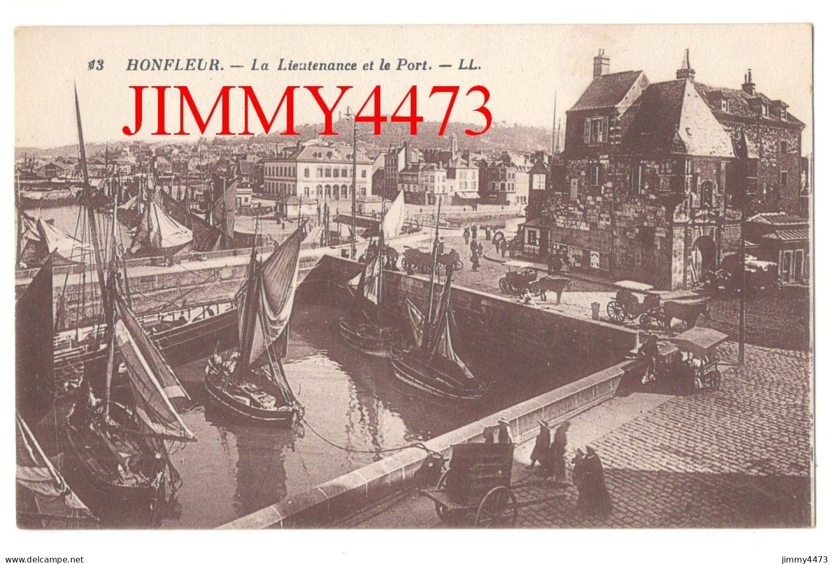 CPA - HONFLEUR - La Lieutenance Et Le Port ( Quais Bien Animés ) N° 13 - L L - Edit. Lévy Et Neurdein Paris - Honfleur