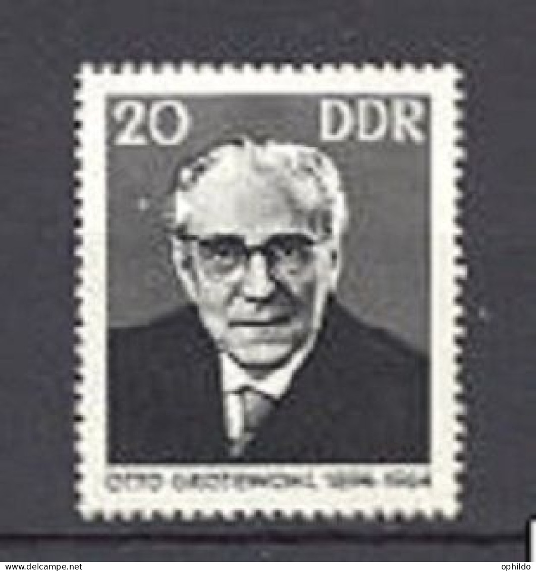 DDR    852   * *  TB    - Unused Stamps