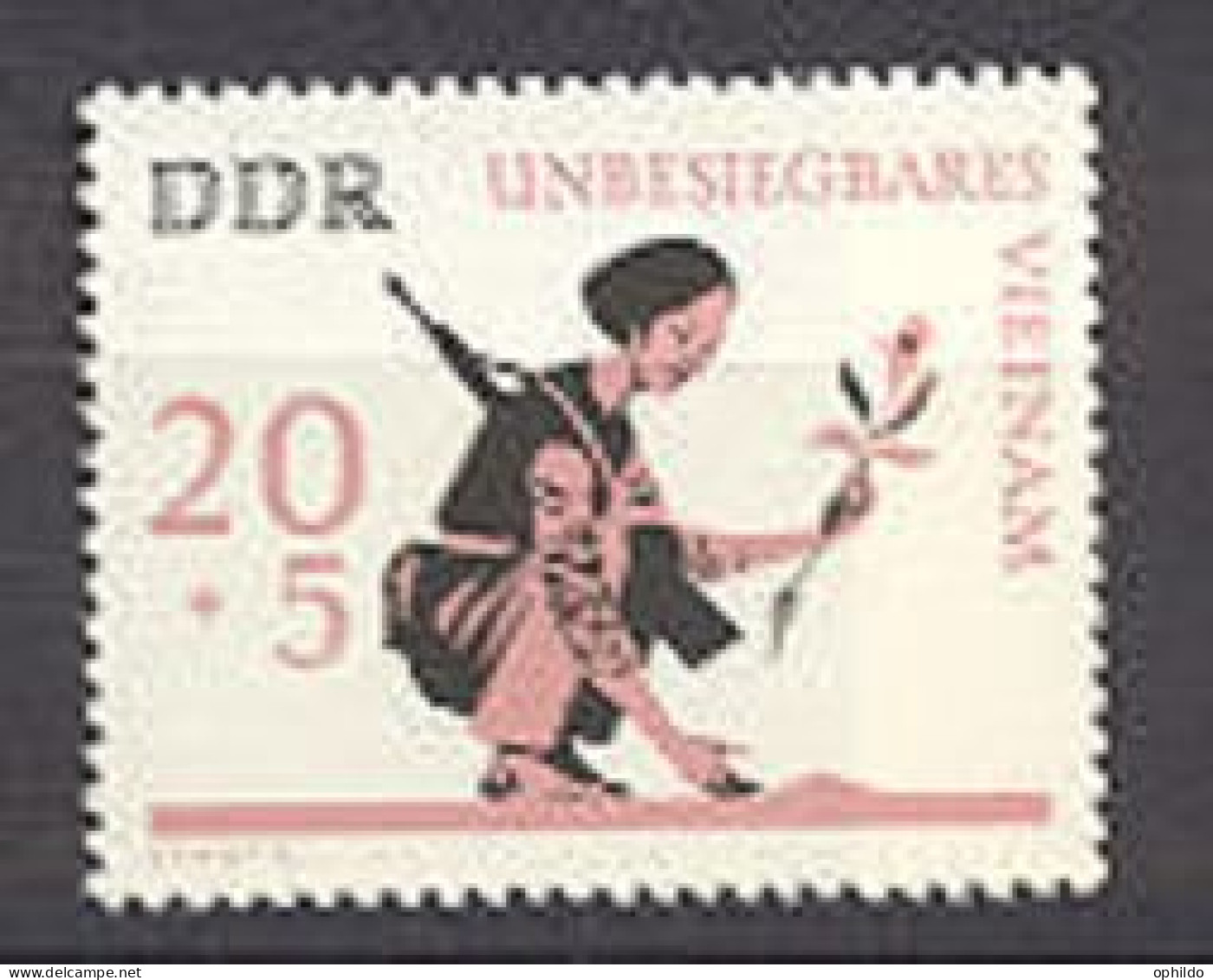 DDR    911   * *  TB  - Unused Stamps
