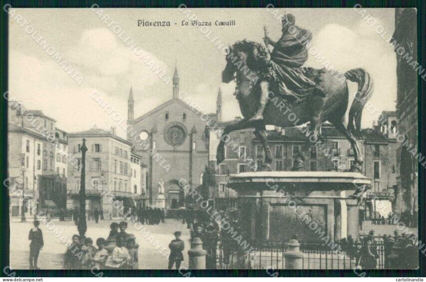 Piacenza Città Piazza Cavalli Cartolina RB9894 - Piacenza