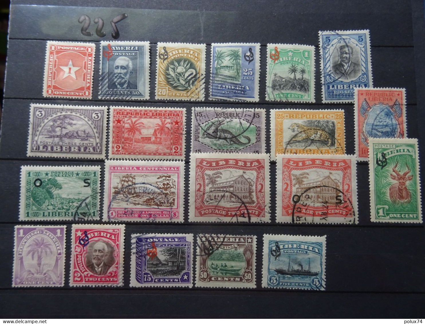 LIBERIA  Collection Classiques Anciens - Sammlungen (im Alben)