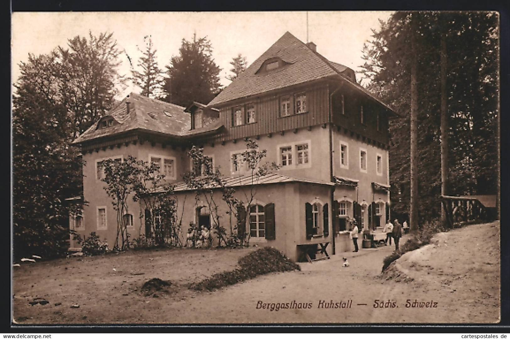 AK Bad Schandau, Berggasthaus Kuhstall Mit Leuten  - Bad Schandau