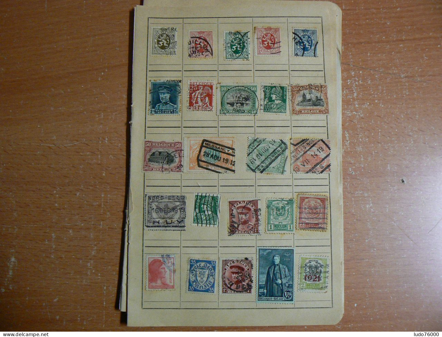 D 787 / VRAC DU MONDE / 12 PAGES / 02 - Lots & Kiloware (mixtures) - Max. 999 Stamps