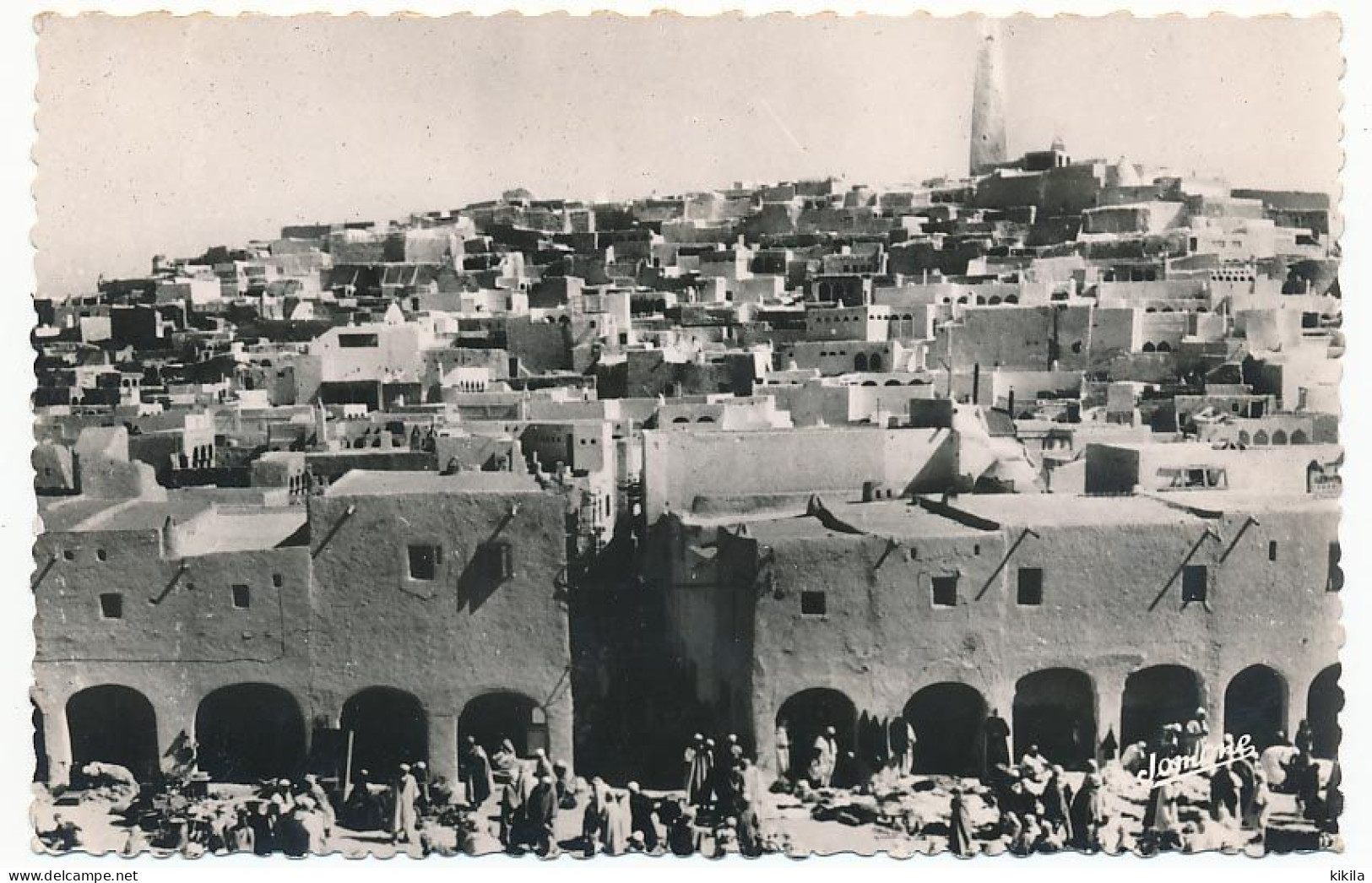 CPSM Dentelée  9 X 14 Algérie (3) GHARDAIA Vue Générale (Photo Gt Général De L'Algérie)  Au Premier Plan Le Marché - Ghardaia