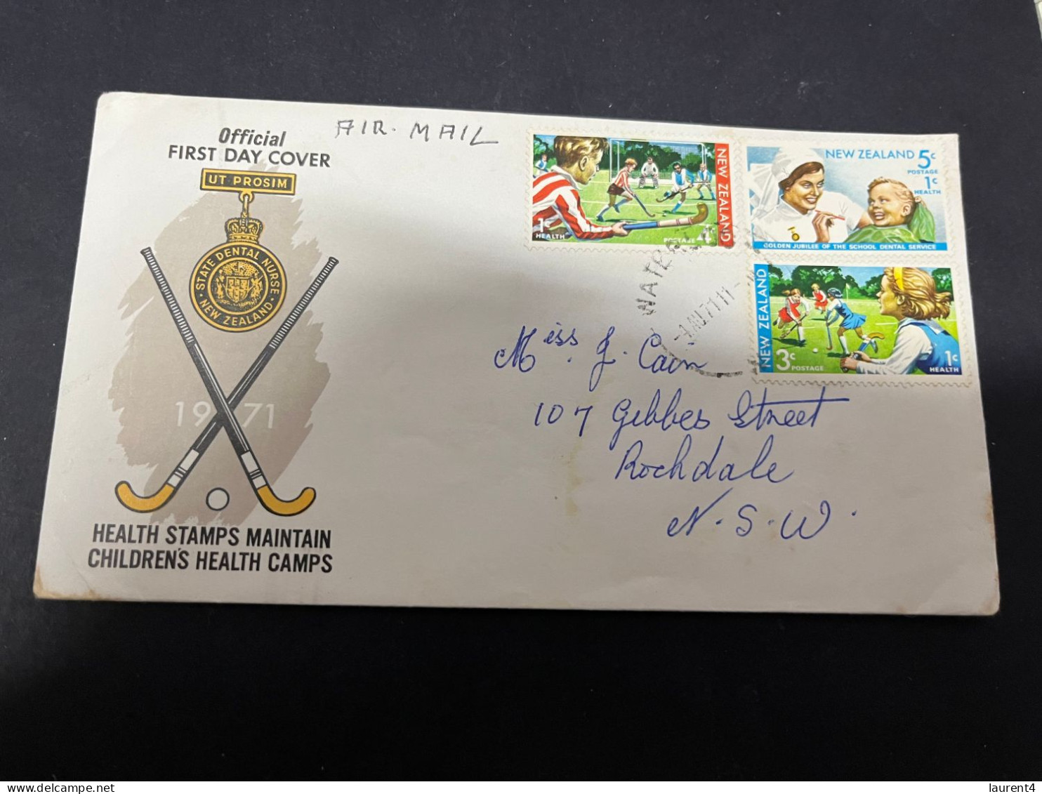 18-4-2024 (2 Z 24) FDC - New Zealand - Posted 1971 - Health Stamps (sport - Nurse) - FDC