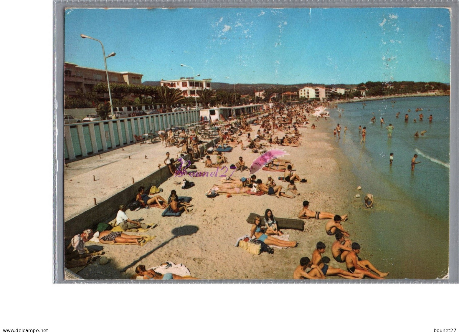 LA CIOTAT 13 - La Plage Très Animé 1970 - La Ciotat