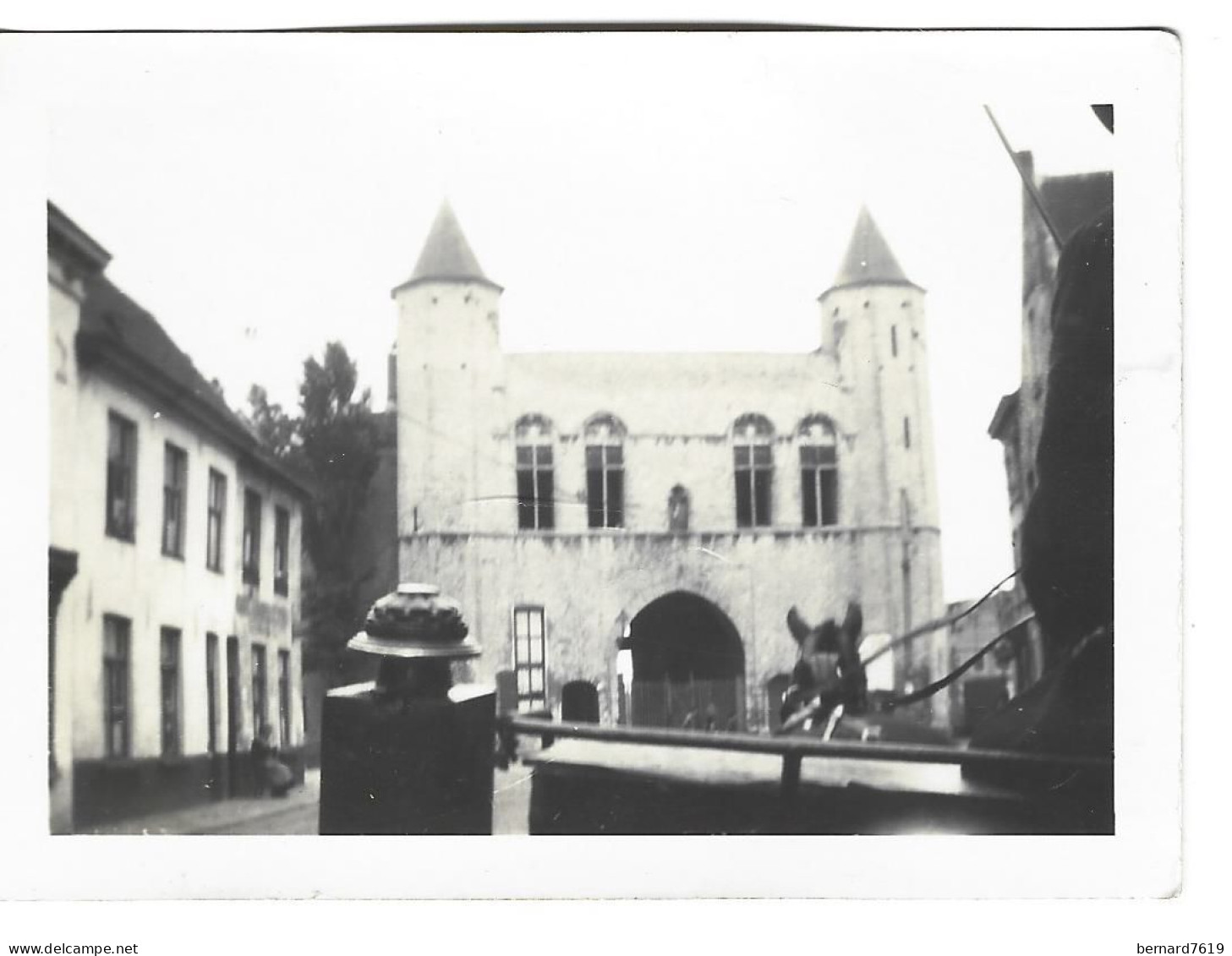 Photo Ancienne -  Belgique -    Bruges  Entree Du Beguinages - Annee Juillet 1931 - Luoghi