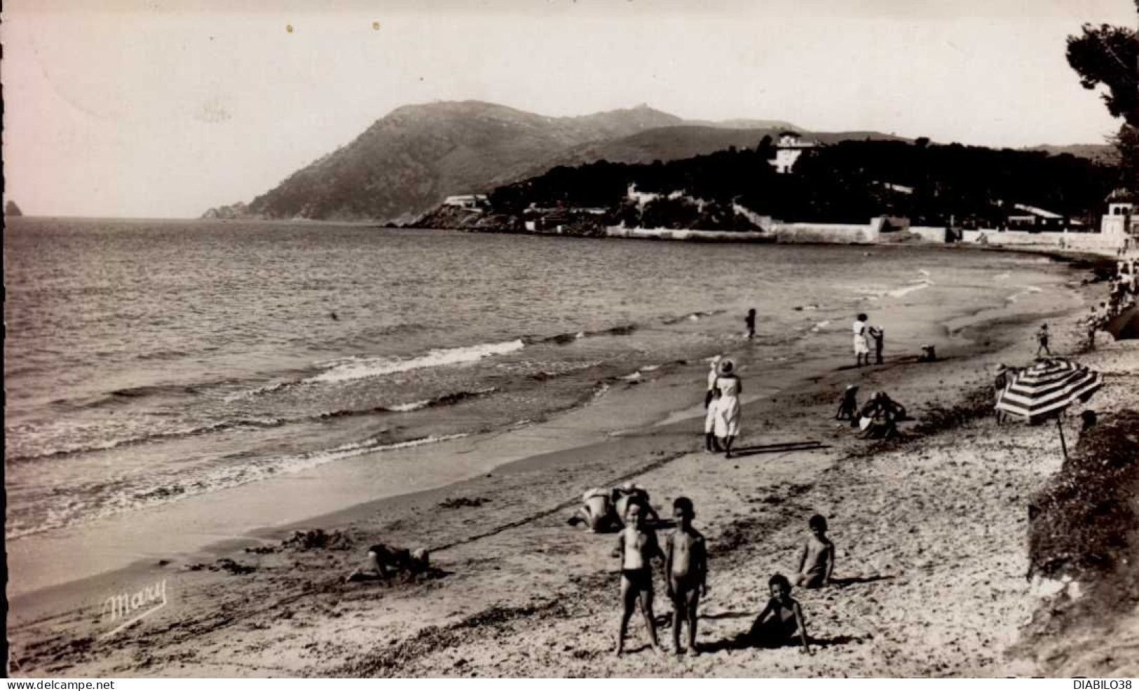 LA SEYNE- LES SABLETTES    ( VAR )    LA PLAGE . BAIN DE SOLEIL - La Seyne-sur-Mer