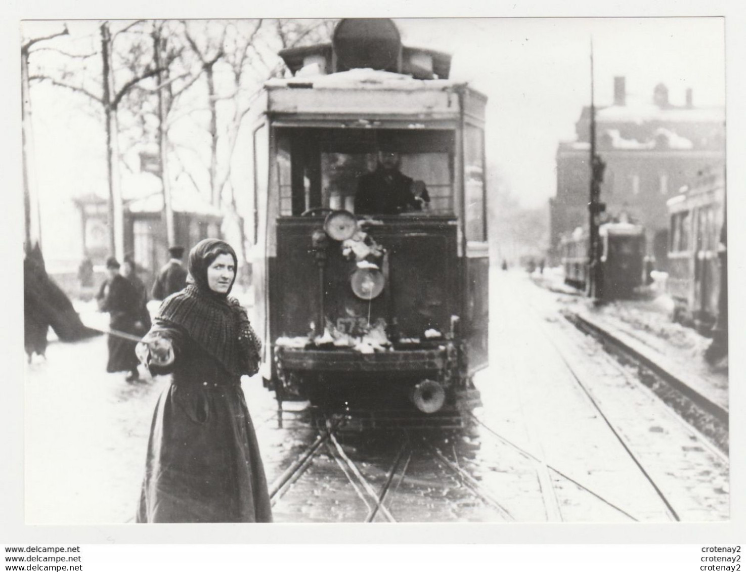 Photo Paris Tram Tramway Repro Cliché France Reportage Monde & Caméras Tram Louvre Sous La Neige - Otros & Sin Clasificación