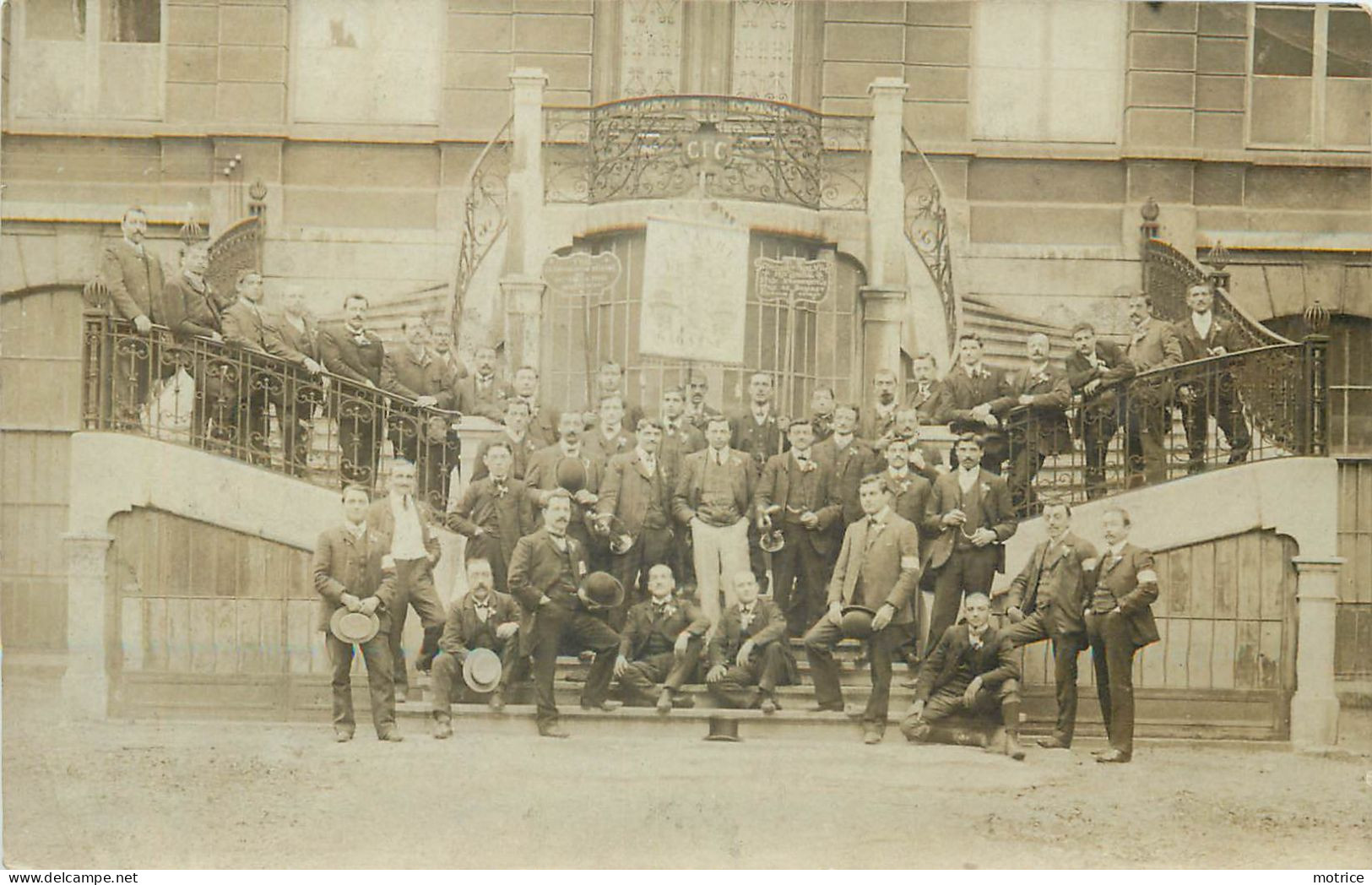 CARTE PHOTO - CFC, Vue à Localiser école Mairie? - A Identifier