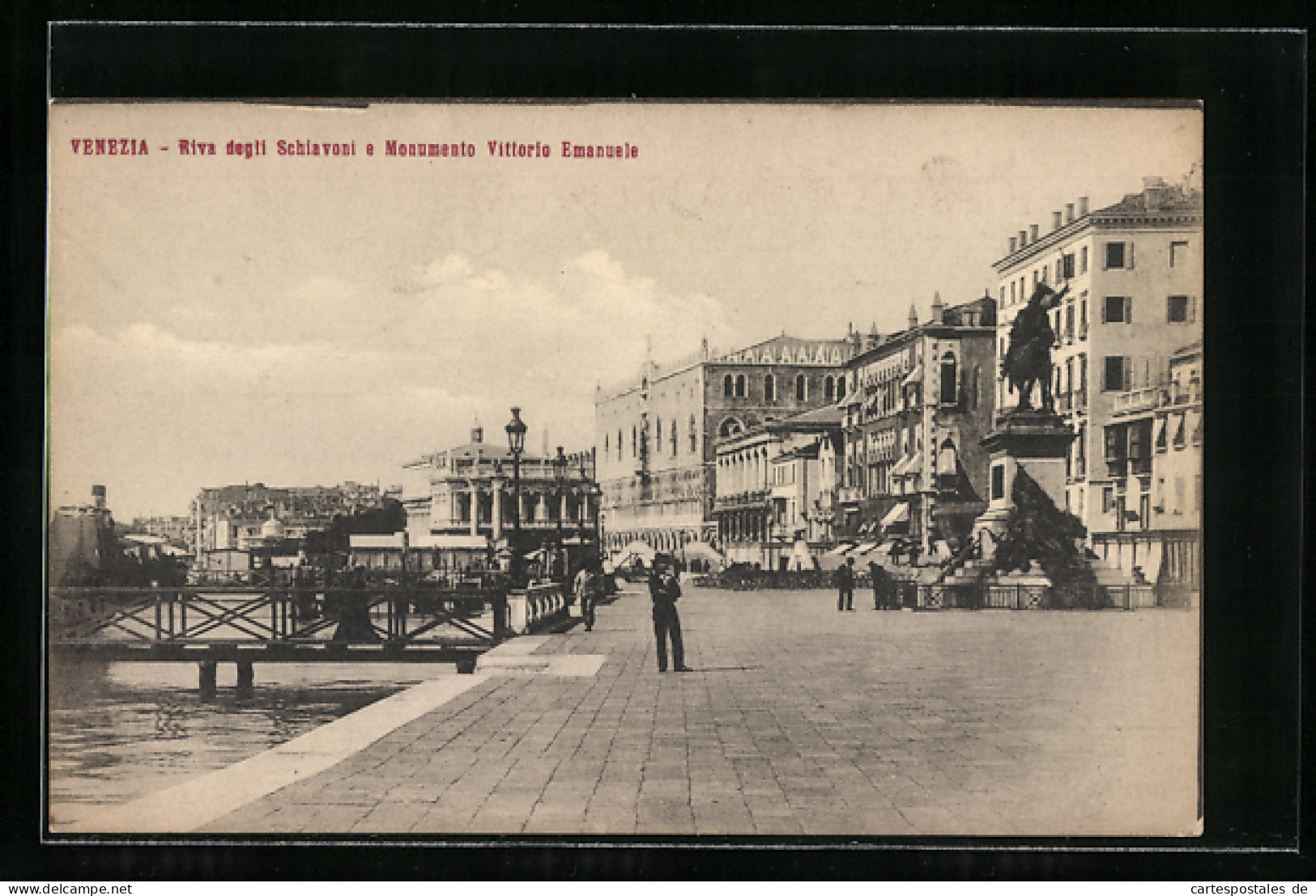 Cartolina Venezia, Riva Degli Schiavoni E Monumento Vittorio Emanuele  - Venezia (Venice)
