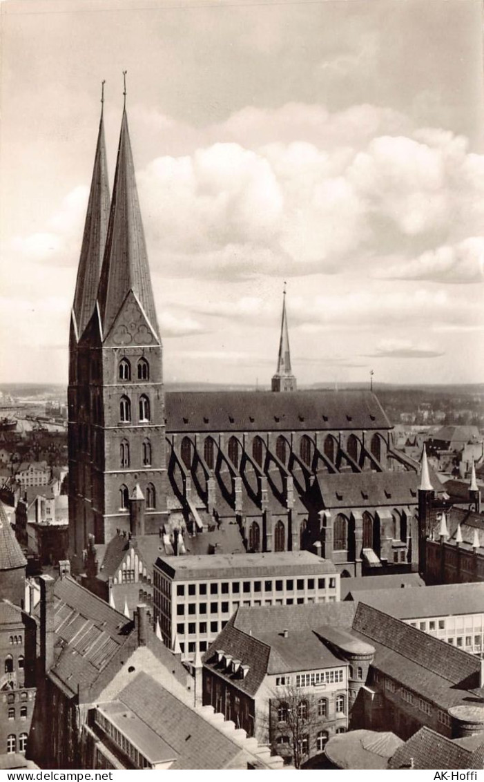 LÜBECK Blick Auf St. Marien - Lübeck