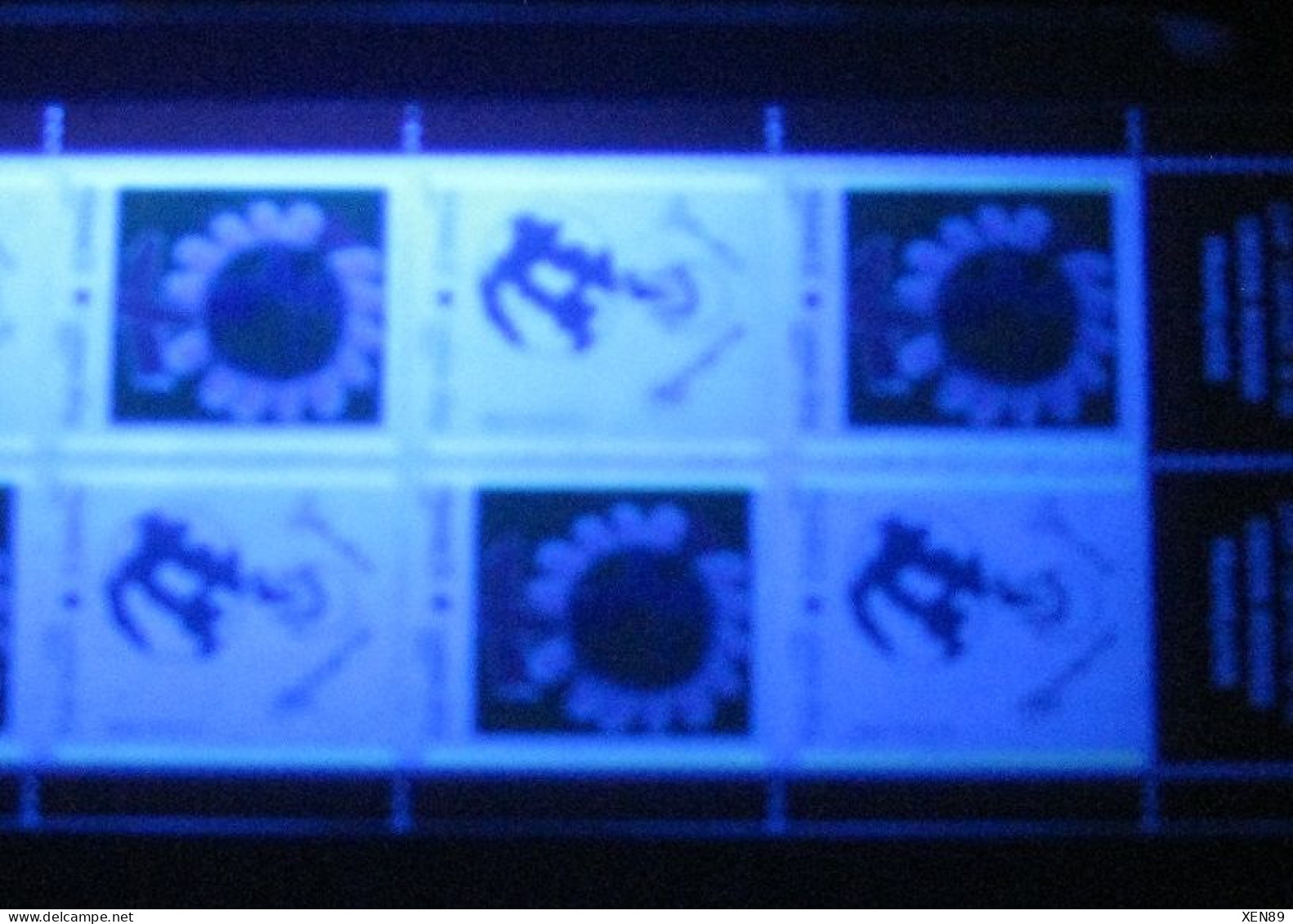 2006 - 2 Bandes-Carnets 3991 - 1 Neuve Et 1 Oblitérée - AU PROFIT DE LA CROIX-ROUGE  -- VARIETES -- - Unused Stamps