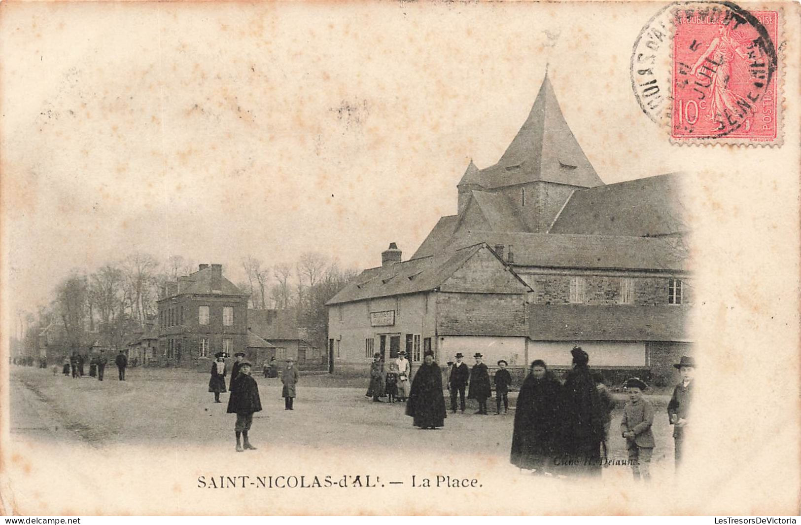 FRANCE - Saint Nicolas D'Aliermont - La Place - Animé - Carte Postale Ancienne - Altri & Non Classificati