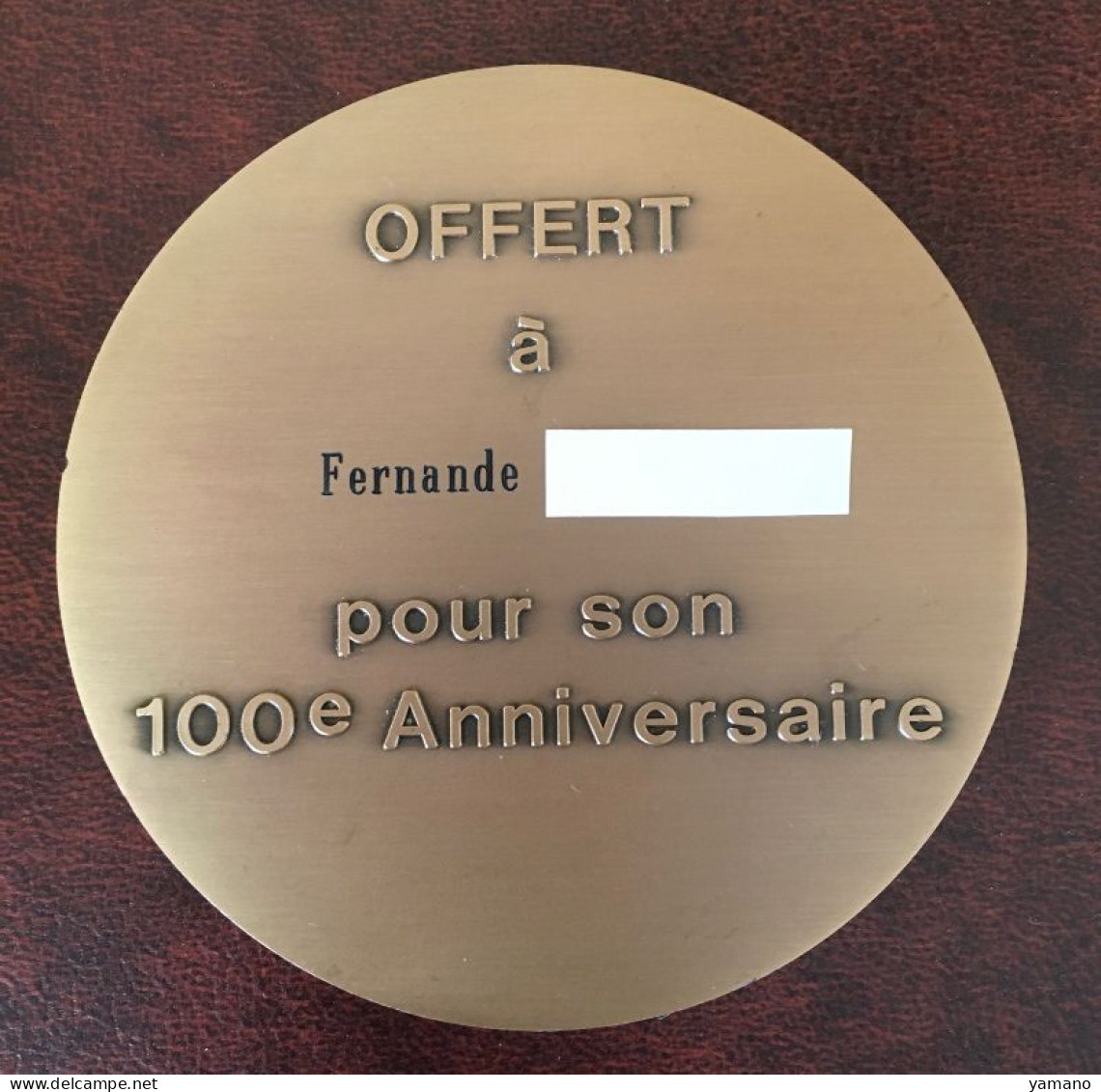 Médaille Caisse Nationale Militaire Sécurité Sociale à Une Centenaire Avec Son Coffret - France