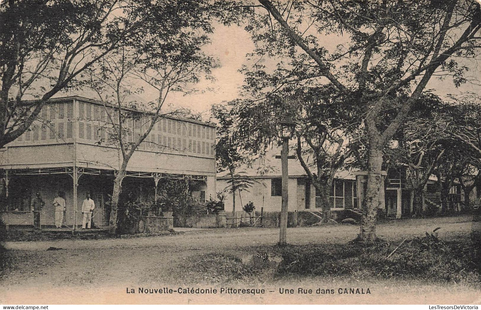 NOUVELLE CALEDONIE - Canala - Une Rue Dans Canala - Carte Postale Ancienne - Nuova Caledonia