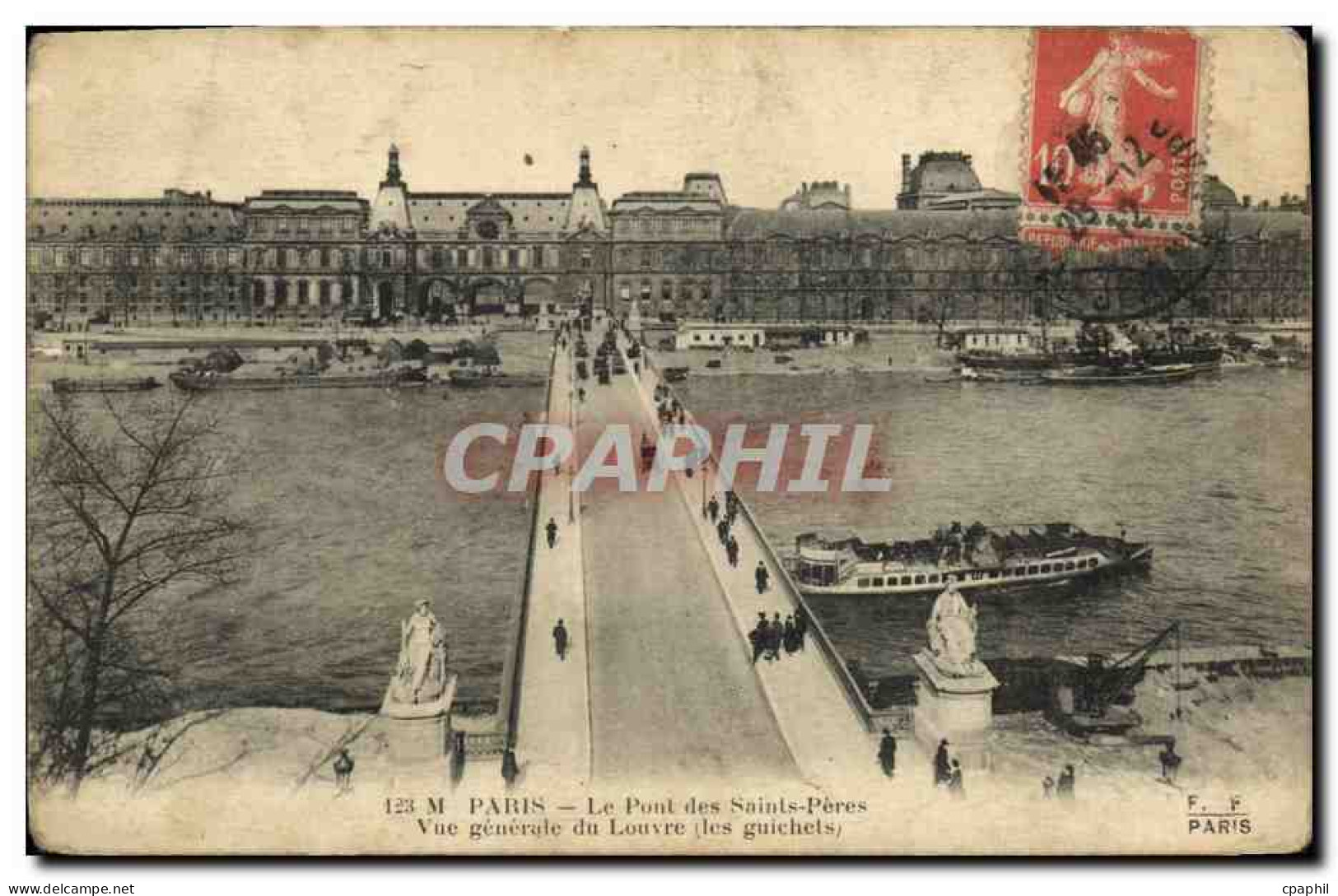 CPA Paris Le Pont Des Saint Peres Vue Generale Du Louvre Les Guichets - La Seine Et Ses Bords