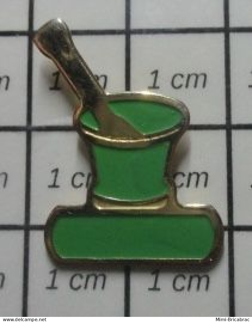 2122 Pin's Pins / Beau Et Rare : MEDICAL / PILON ET MORTIER PHARMACIE Par RP SPECIA - Médical