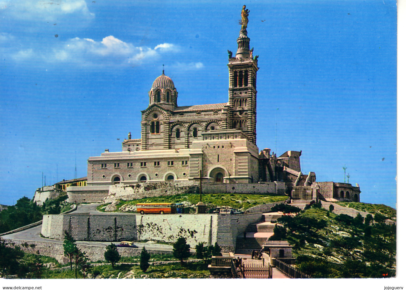 Marseille Basilique Notre Dame De La Garde ( Autobus, Timbrée En 1962 - Notre-Dame De La Garde, Ascenseur