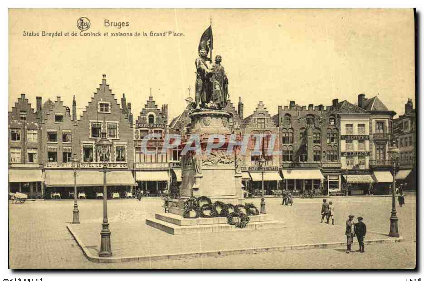 CPA Bruges Statue Breydel Et De Coninck Et Maisons De La Grand Place  - Brugge