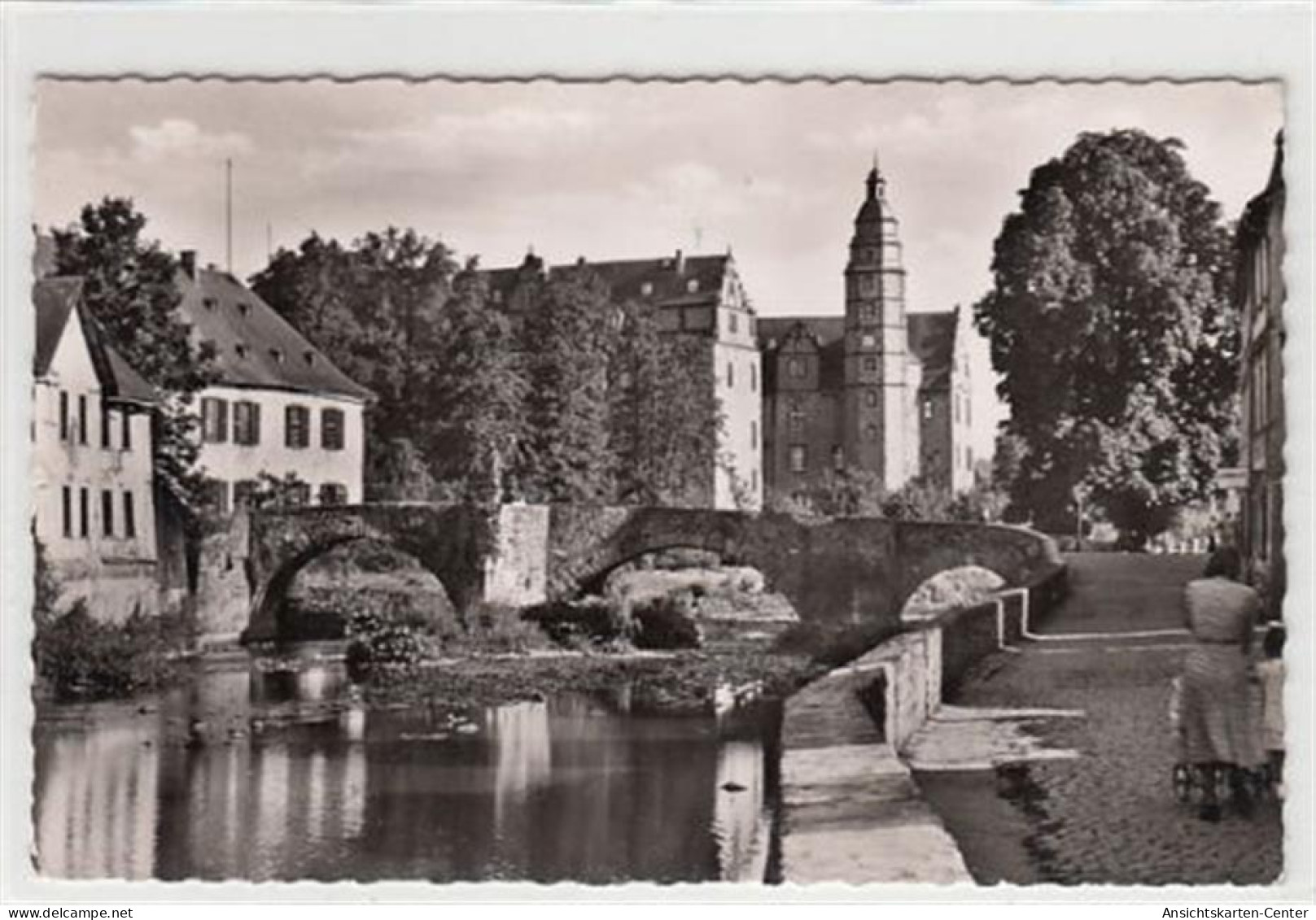 39093904 - Hadamar Im Westerwald. Alte Bruecke Schloss Gelaufen, 1957 Kleiner Knick Oben Rechts, Sonst Gut Erhalten - Hadamar