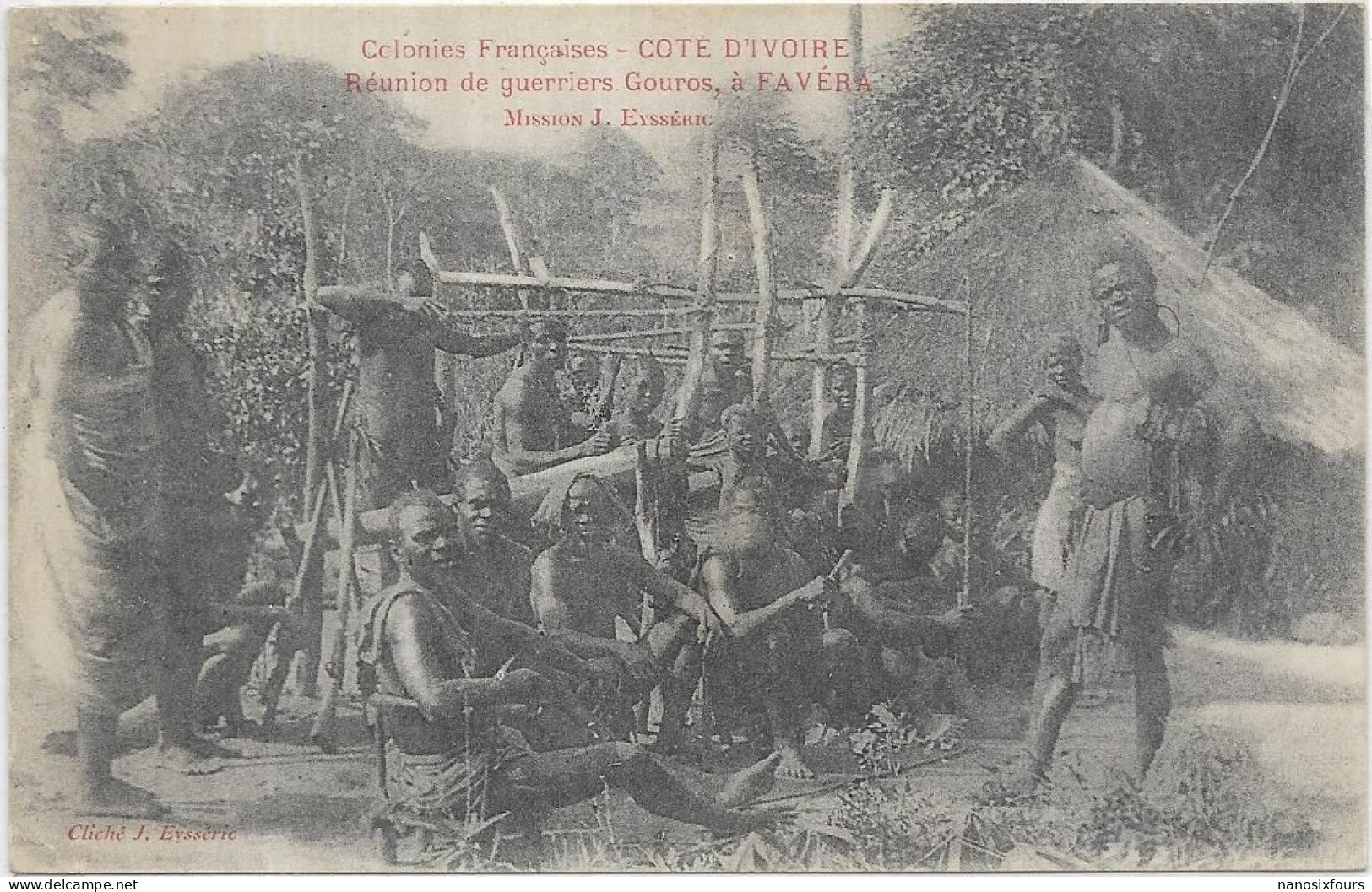 AFRIQUE COTE D IVOIRE.  REUNION DE GUERRIERS GOUROS A FAVERA - Côte-d'Ivoire