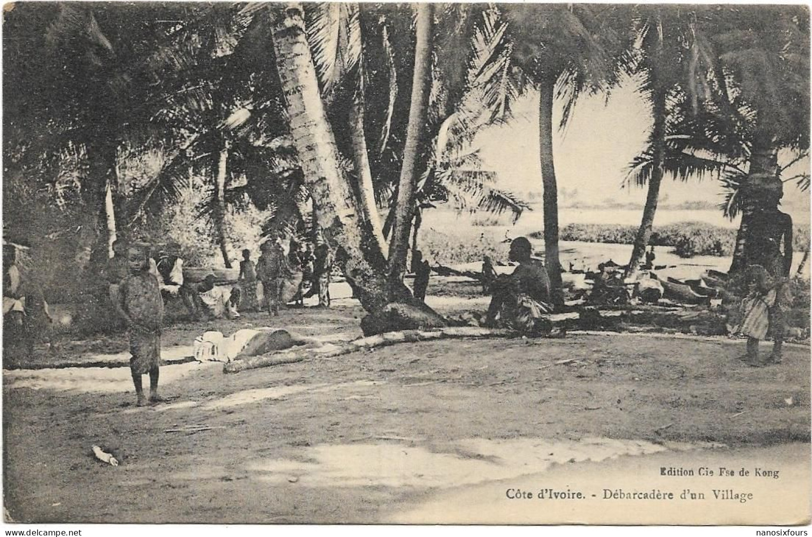 AFRIQUE COTE D IVOIRE.  DEBARCADERE D UN VILLAGE - Elfenbeinküste