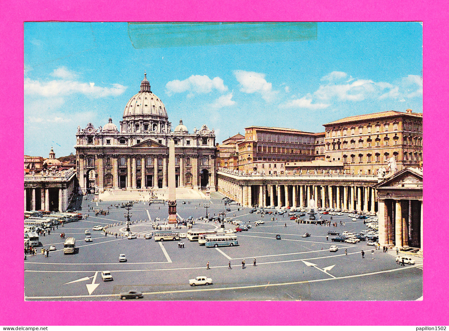 E-Italie-190PH5  CITTA DEL VATICANO, Piazza E Basilica Di S. Pietro, Voitures, Autobus - Autres Monuments, édifices