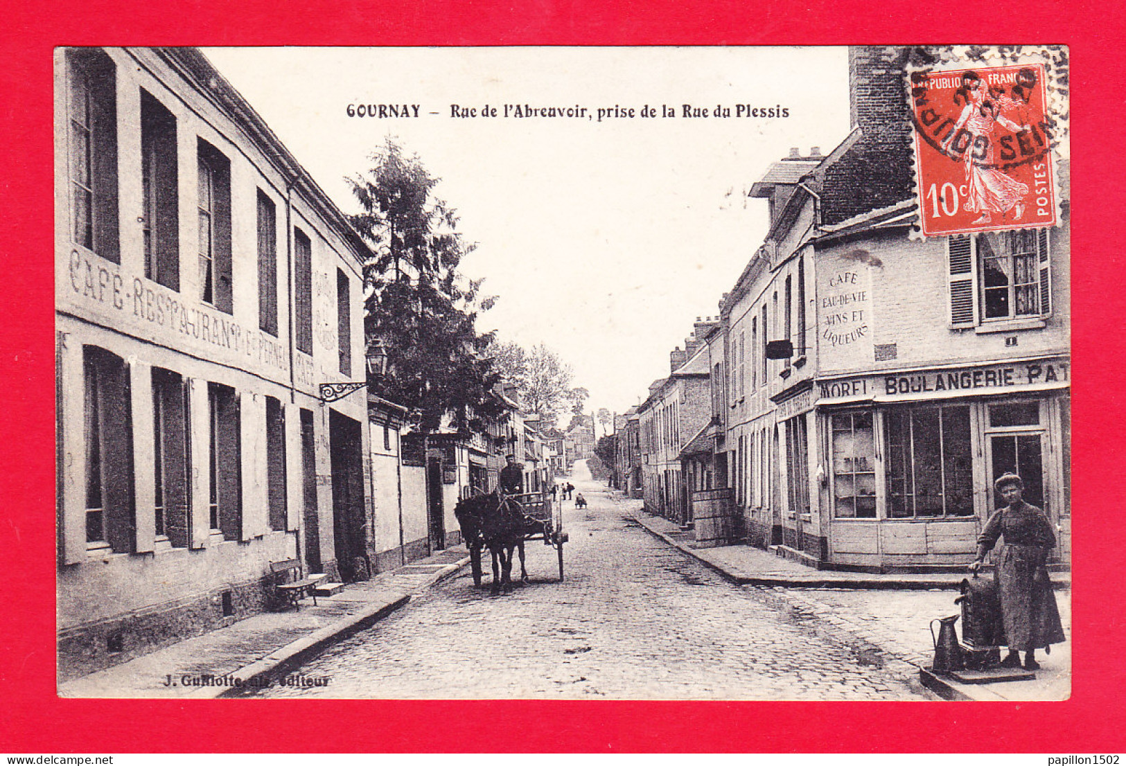 F-76-Gournay-19Ph63  Rue De L'abeuvoir, Prise De La Rue Du Plessis, Café Restaurant, Boulangerie, Petite Animation, Cpa  - Gournay-en-Bray