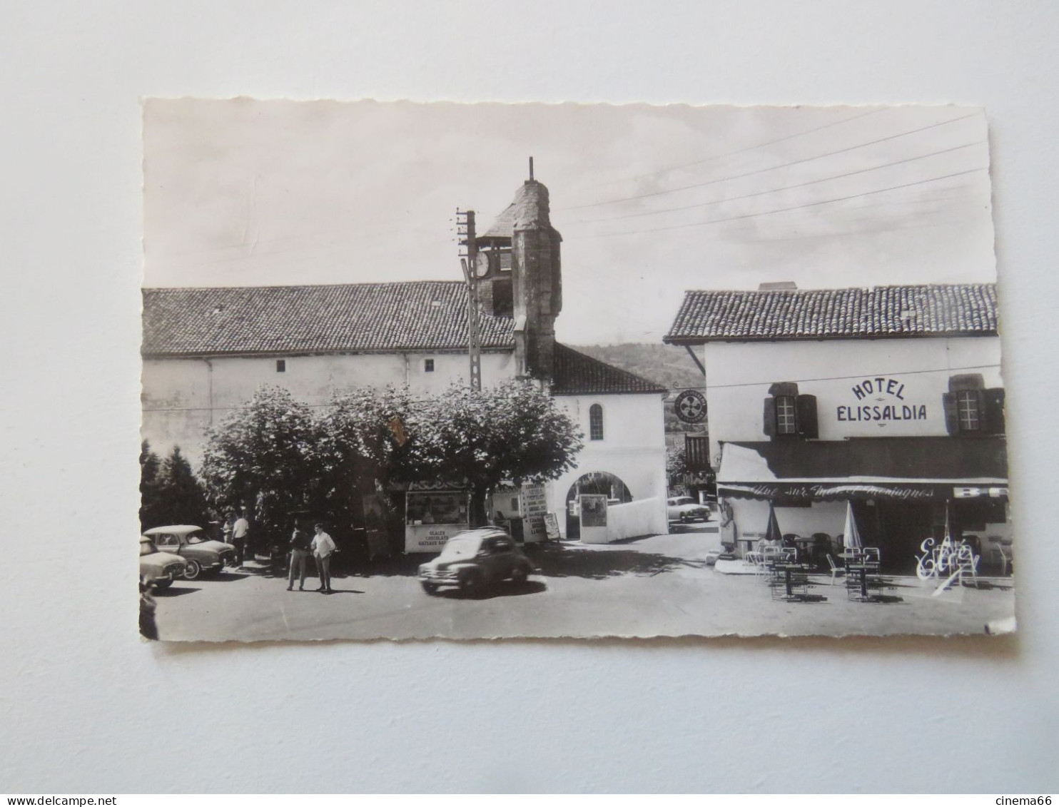 978 - BIDART (B.-P.) - La Place De L'Eglise - Bidart