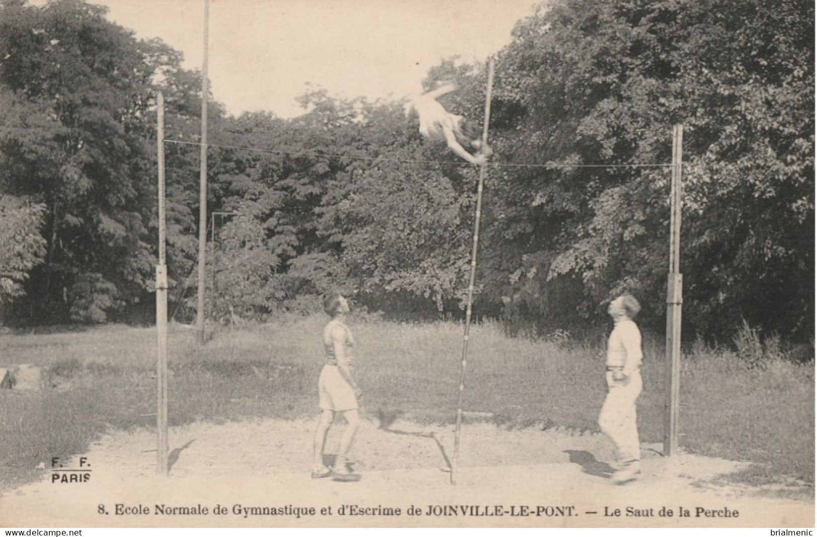 JOINVILLE Le PONT  Ecole De Gymnastique Et D'escrime  Le Saut De La Perche - Joinville Le Pont